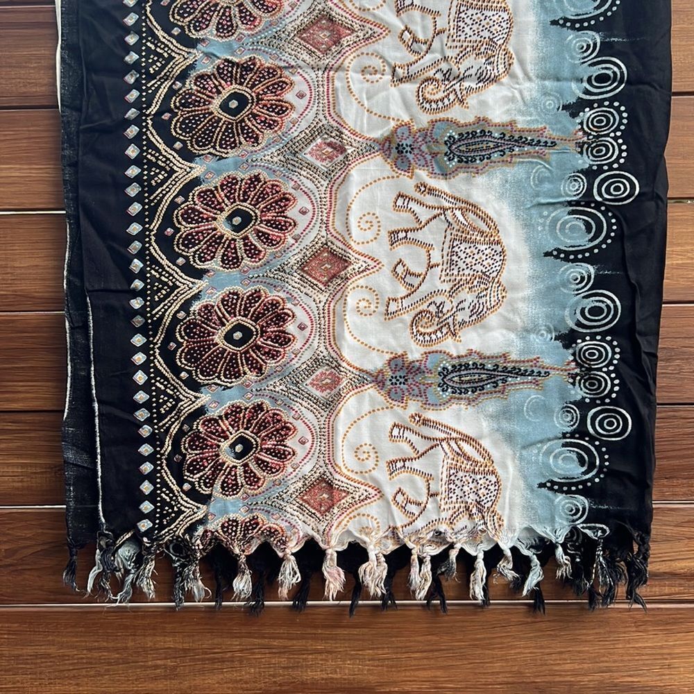 Super Soft Cover-Up - Picture 3 of 6